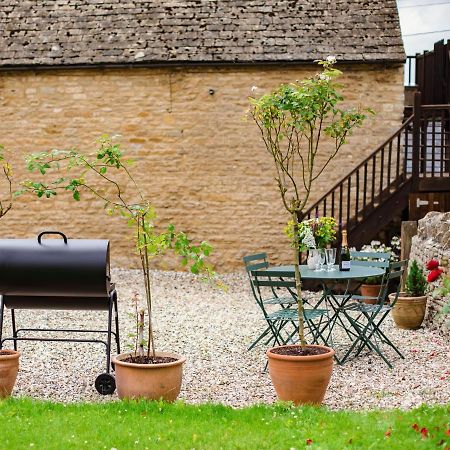 Villa Hayloft At Newbarn Farm à Chipping Norton Extérieur photo