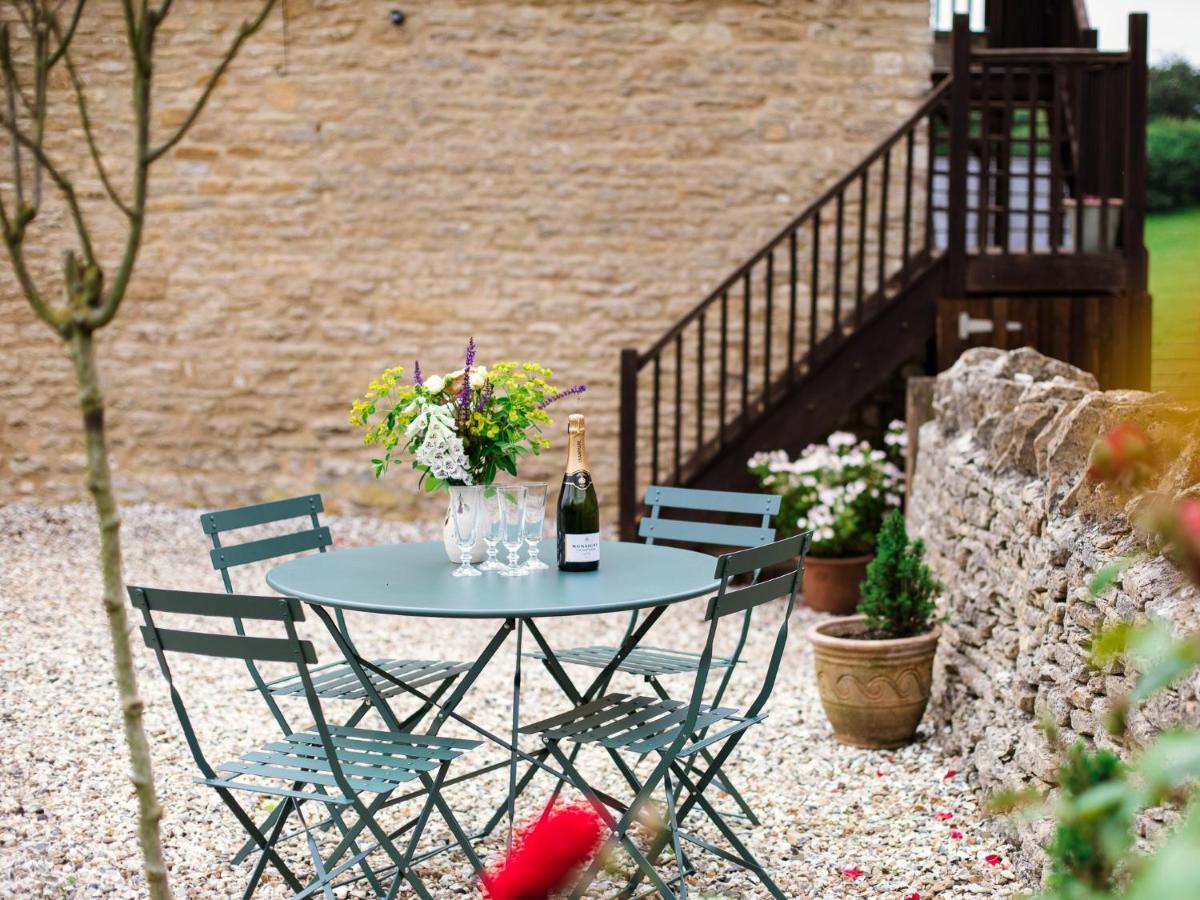 Villa Hayloft At Newbarn Farm à Chipping Norton Extérieur photo